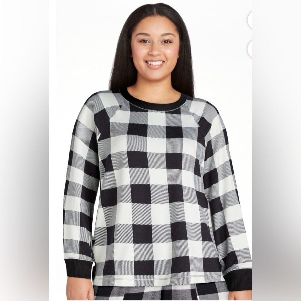 Joyspun Black and White Plaid Knit‎ PJ Top! NWT! Size M!